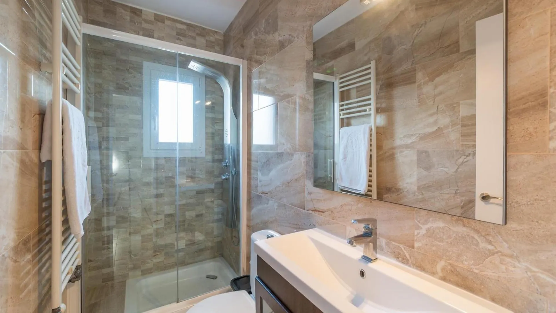 Villa Charming Villa, 200 Meters From Riells Beach L' Escala